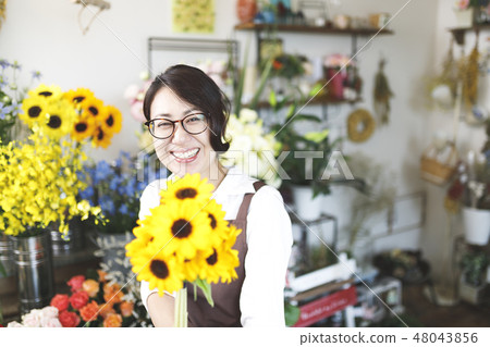 花店兼職形象 花店兼職形象 48043856