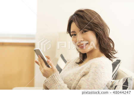 Female Lifestyle Smart phone SNS Internet 48044247