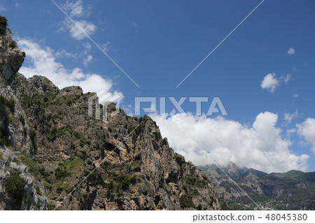Sorrento Peninsula 48045380