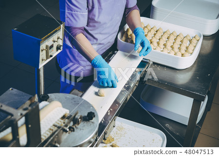 process of making buuza 48047513