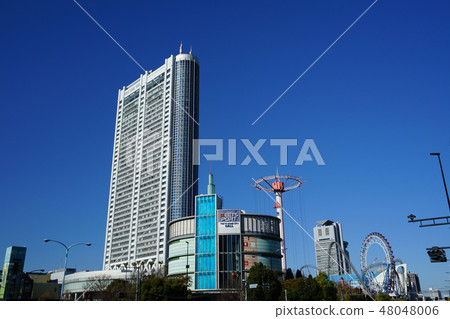 Scenery of Tokyo Dome Hotel and Tokyo Dome City <Suidobashi intersection in Bunkyo Ward, Tokyo> 48048006
