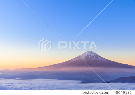 雲海富士山_早晨的美景 雲海富士山_早晨的美景 48049185
