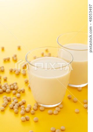Soy milk 48053497