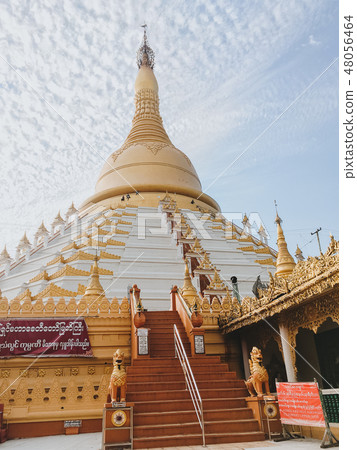 Mahazedi Pagoda in Bago, Myanmar Mahazedi Pagoda in Bago, Myanmar 48056464