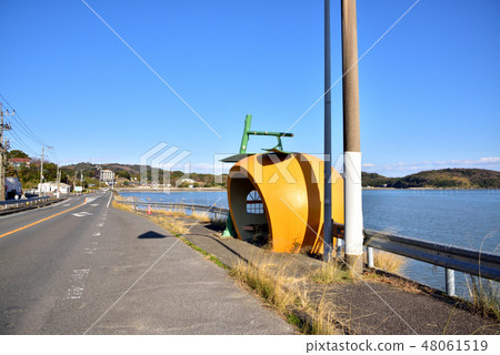 Fruit bus stop Ashi bus stop Background is Ariake Sea Konagai-cho, Isahaya, Nagasaki Prefecture Fruit bus stop Ashi bus stop Background is Ariake Sea Konagai-cho, Isahaya, Nagasaki Prefecture 48061519