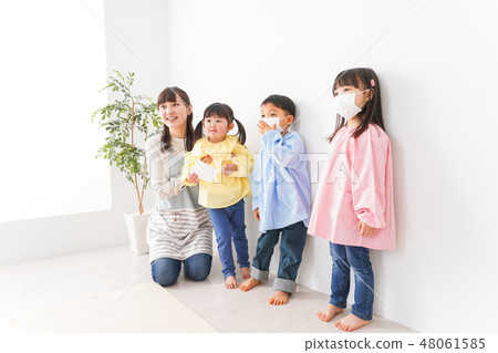 Children and children 48061585