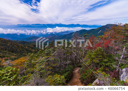 [山梨縣]從山岳中看到的山中南極山。 48066754