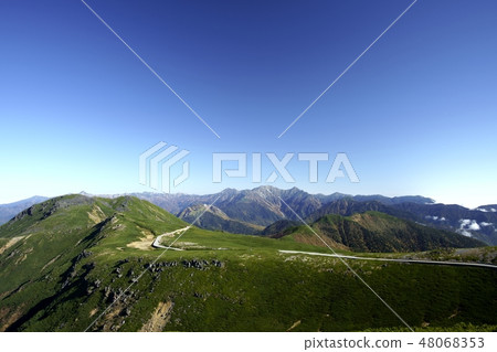 A view from the Norikura Demon-dake in autumn (Location: Norikura, Demon-dake) A view from the Norikura Demon-dake in autumn (Location: Norikura, Demon-dake) 48068353