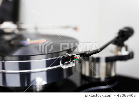 Record player 48069408