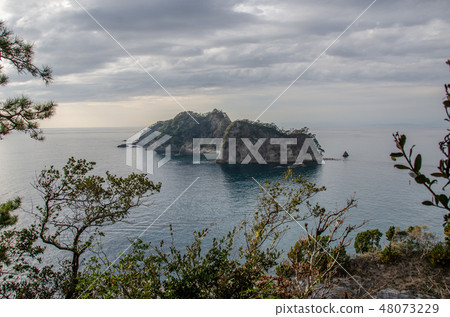 西藏島，西伊豆町的象島 48073229