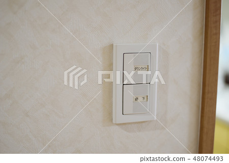 電開關　　 48074493