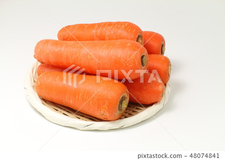 Carrots, multiple, colander 48074841