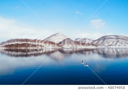 洞爺湖冬天視圖 48074958