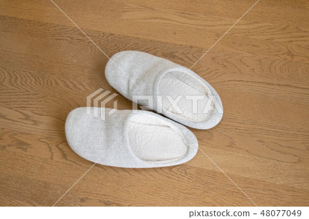 slipper 48077049