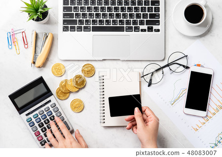 Women's diary Credit system Action support Electronic payment Card payment Mockup card paymen 48083007