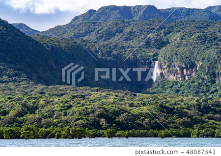 Waterfall of Iriomote Island · Pinaisala 48087341