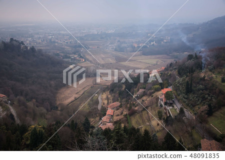 Panoramic view of the lower winter Bergamo. Panoramic view of the lower winter Bergamo. 48091835