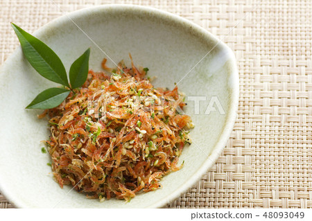 Krill sprinkle 26 48093049