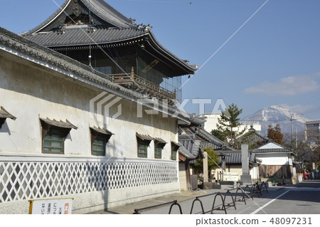 [Shiga Prefecture Nagahama City] Nagahama Betsuin Otsuji Temple 48097231