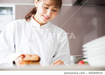 Patissie糖果女性 Patissie糖果女性 48099939