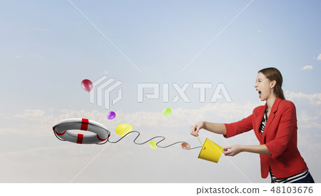 Outside the box thinking 48103676