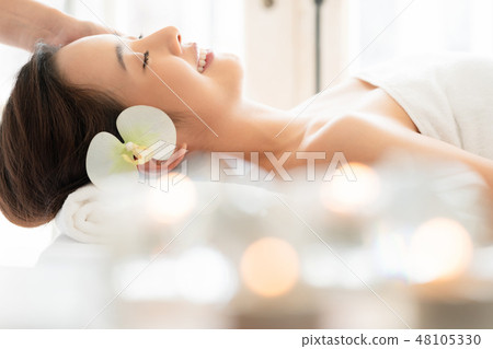 Female relaxation esthetics Female relaxation esthetics 48105330