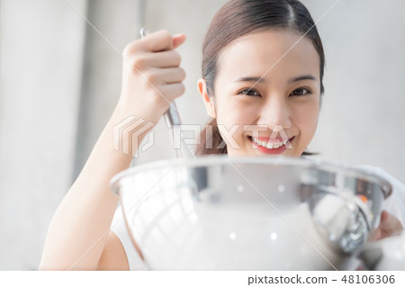 Female Lifestyle Cooking 48106306