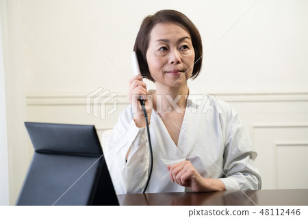 Beauty image 48112446