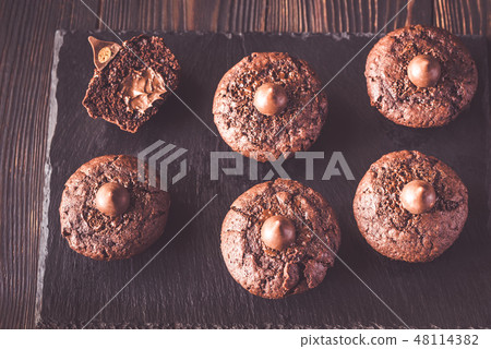 Chocolate muffins 48114382
