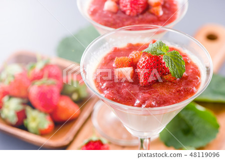 草莓甜點草莓甜點草莓甜點草莓甜點 48119096