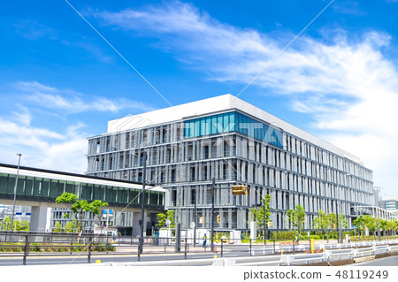 Urban landscape with a newly built office building Urban landscape with a newly built office building 48119249