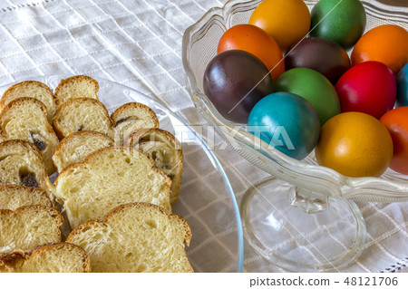 Easter  48121706