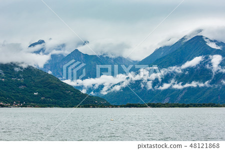 Lake Como summer view, Italy Lake Como summer view, Italy 48121868