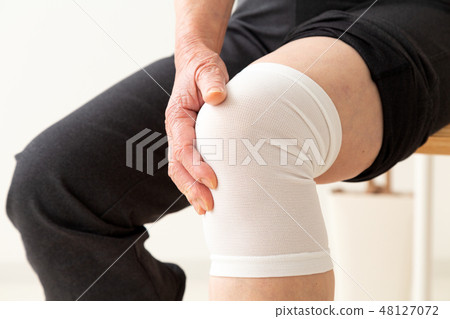 高級膝蓋支持者 48127072