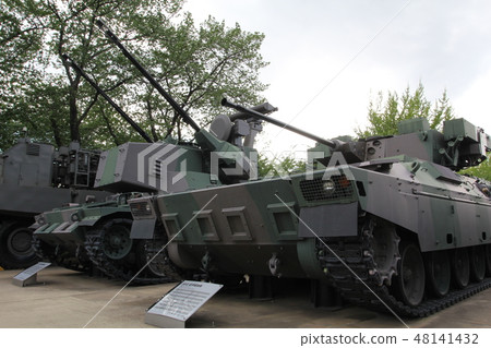 地面自衛隊宣傳中心展覽車 48141432