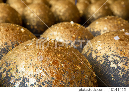 Gold leaf sheet on marker spheres 48141435