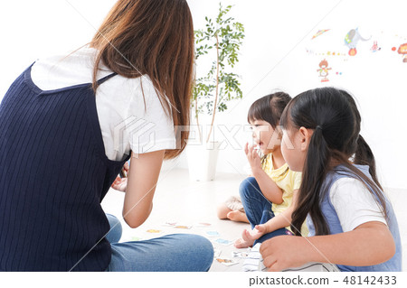Child English classes 48142433