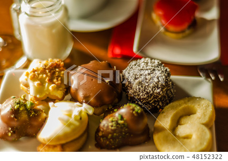 different types of handmade cookies 48152322