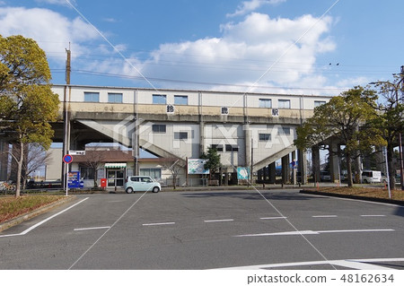 Ise Railway Suzuka Station (2) 48162634