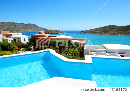 Swimming pool at luxury hotel Swimming pool at luxury hotel 48163170