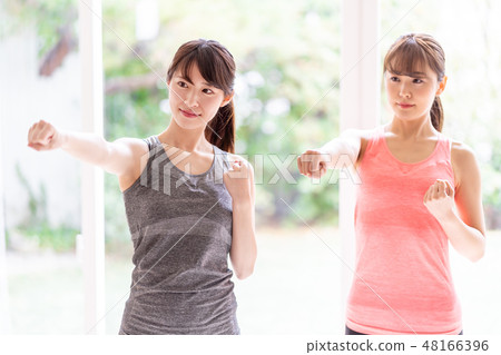 女Boxa尺寸 48166396