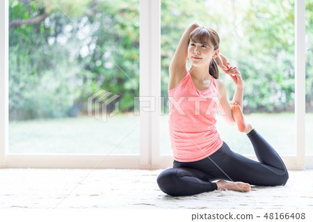 Woman exercise Woman exercise 48166408