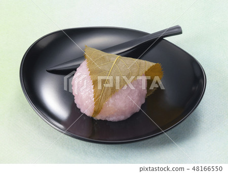 Sakura mochi Sakura mochi 48166550