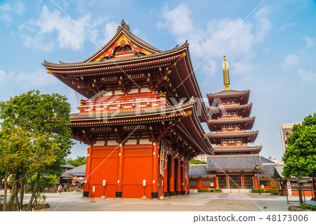 Beautiful architecture building sensoji temple is the famous place for visit in asakusa area Beautiful architecture building sensoji temple is the famous place for visit in asakusa area 48173006