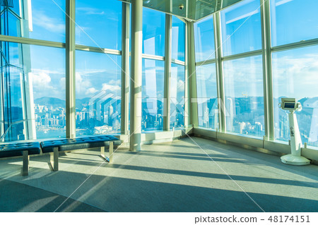 Sky100 observation deck with beautiful hong kong city skyline 48174151