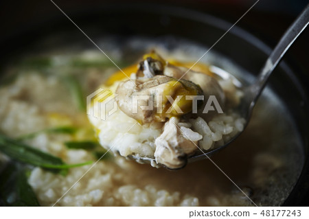 Korean food oyster soup 48177243