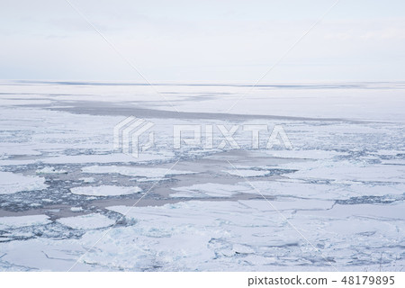 鄂霍次克海的流冰|點綴網走、知床冬季的自然美景 鄂霍次克海的流冰|點綴網走、知床冬季的自然美景 48179895