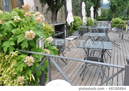 Open-air cafe in the garden 48180864