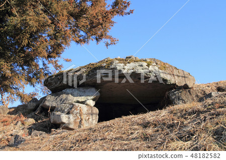 Kan Minoru Back tombs Chino, Nagano Prefecture 48182582