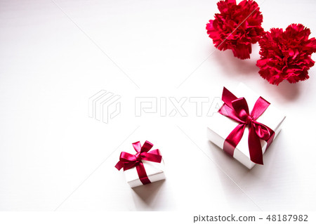 Mother's Day gift Mother's Day gift 48187982